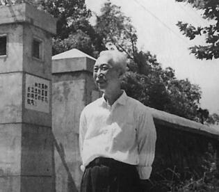 跟随程千帆先生读懂唐诗——编《唐诗课》有感