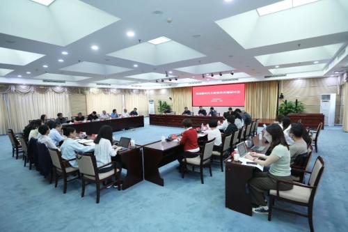 c744dfca8dabc524e826a49a5610fe9a