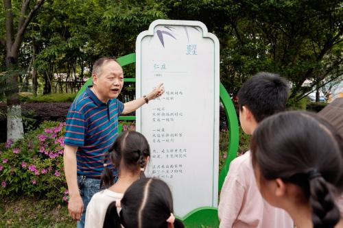 53b366f2206845ecaf4ff40091838fc6